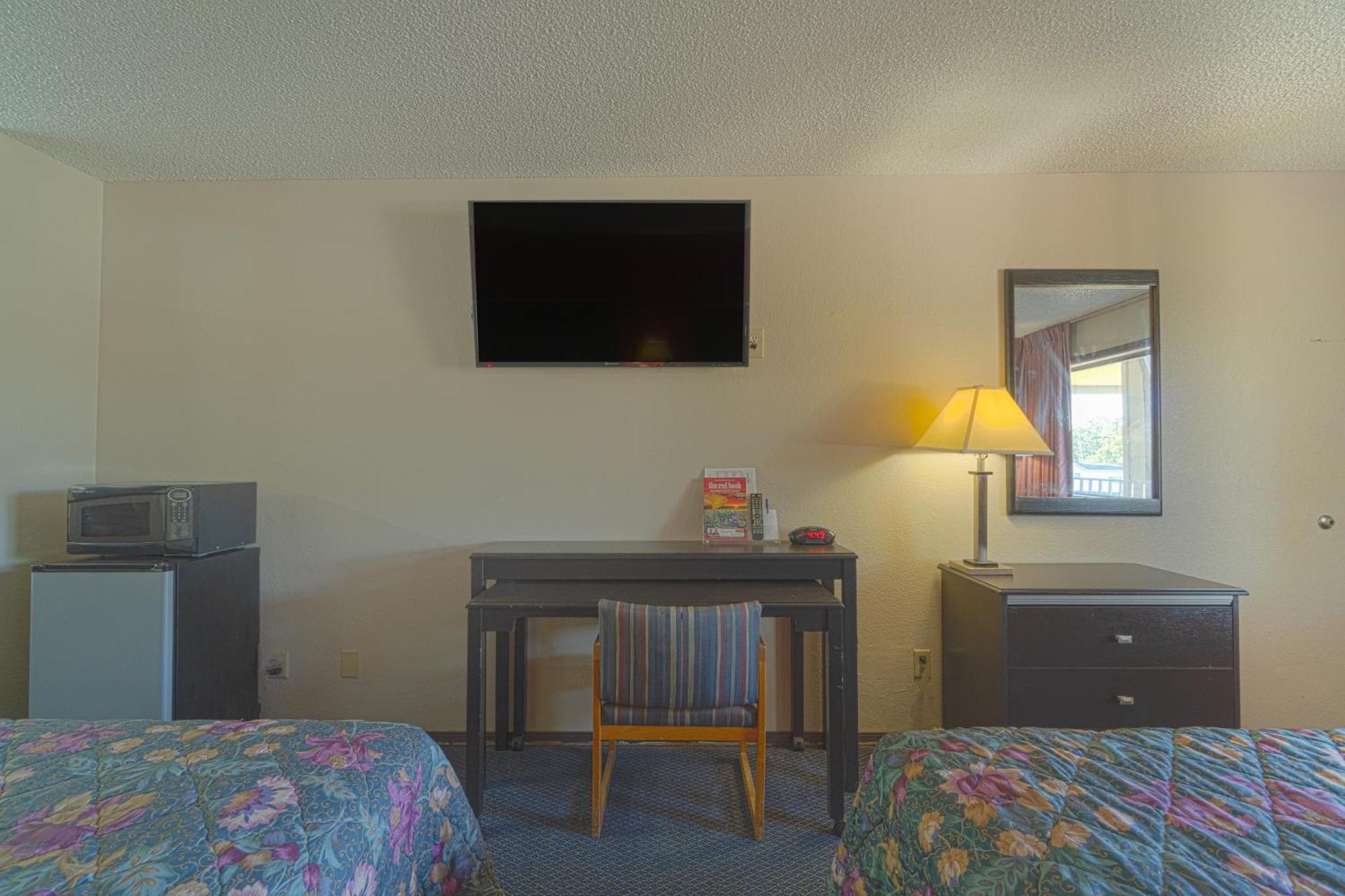 Regency Inn & Suites By Oyo Bay City Tx Kültér fotó