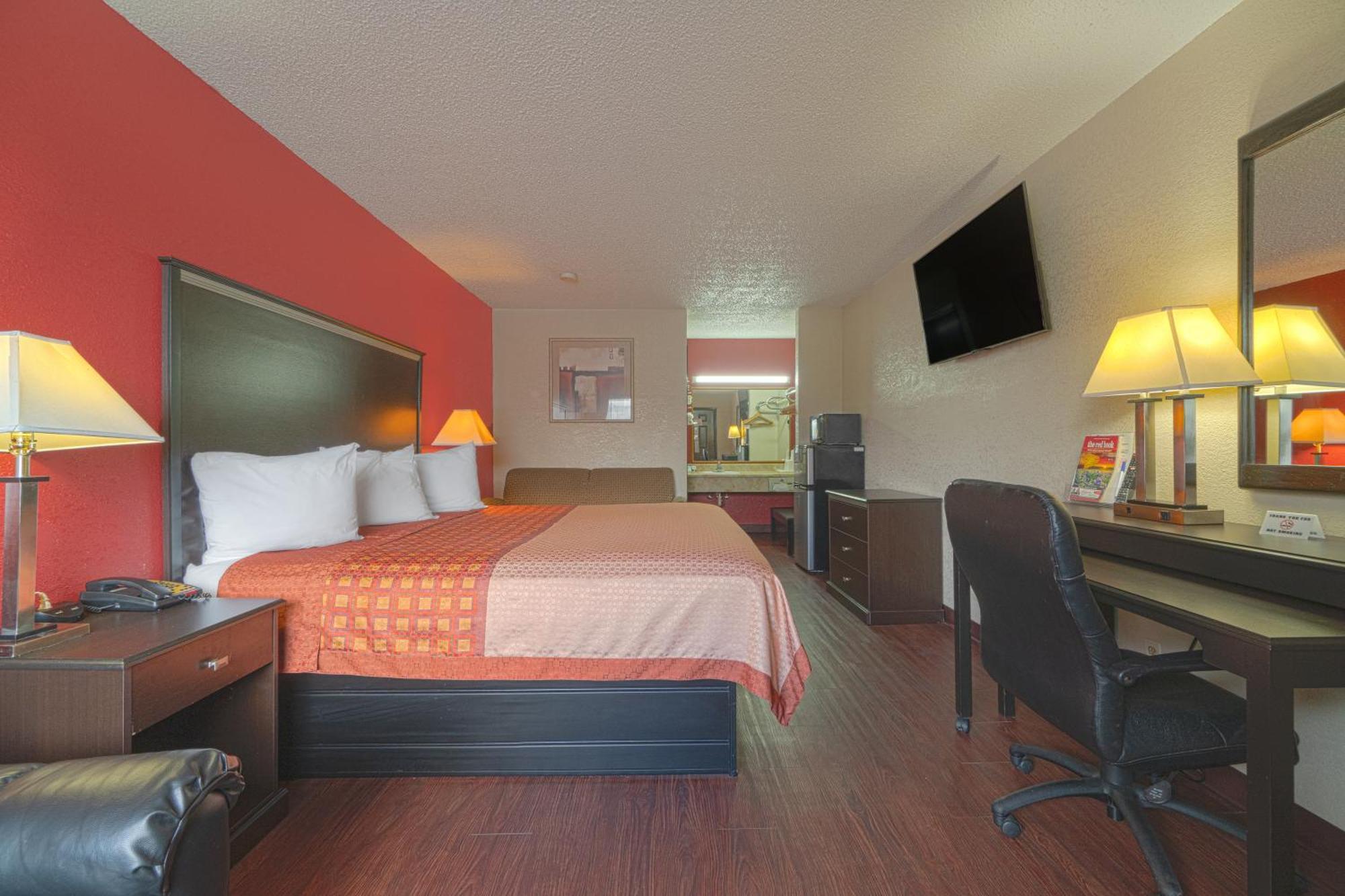 Regency Inn & Suites By Oyo Bay City Tx Kültér fotó
