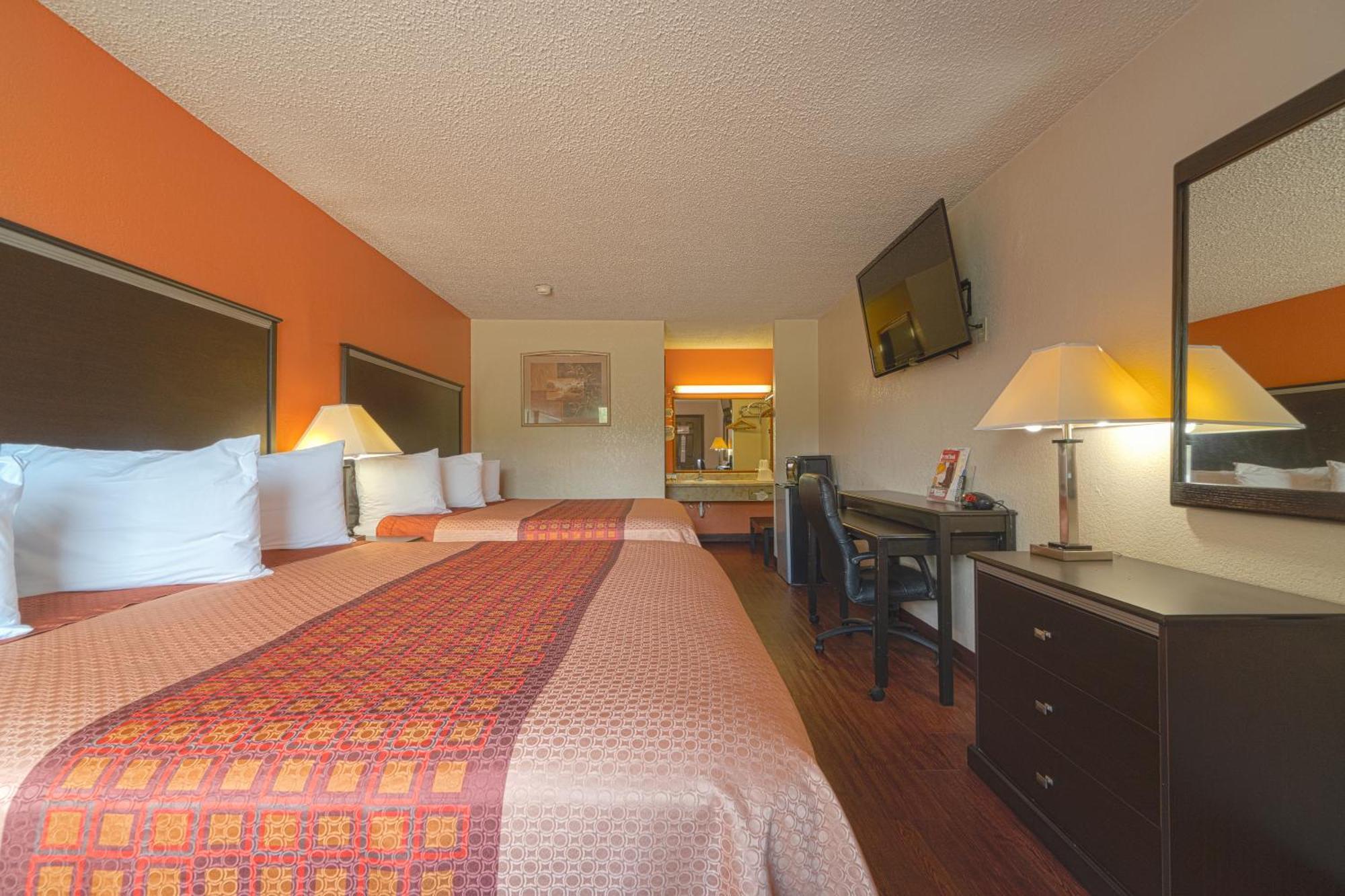 Regency Inn & Suites By Oyo Bay City Tx Kültér fotó